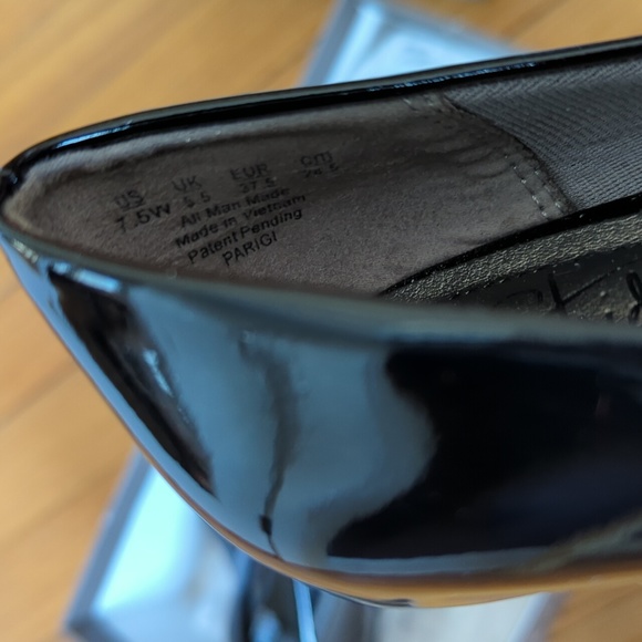 NWT Life Stride black patent leather pumps size 7.5 Wide - Picture 8 of 8